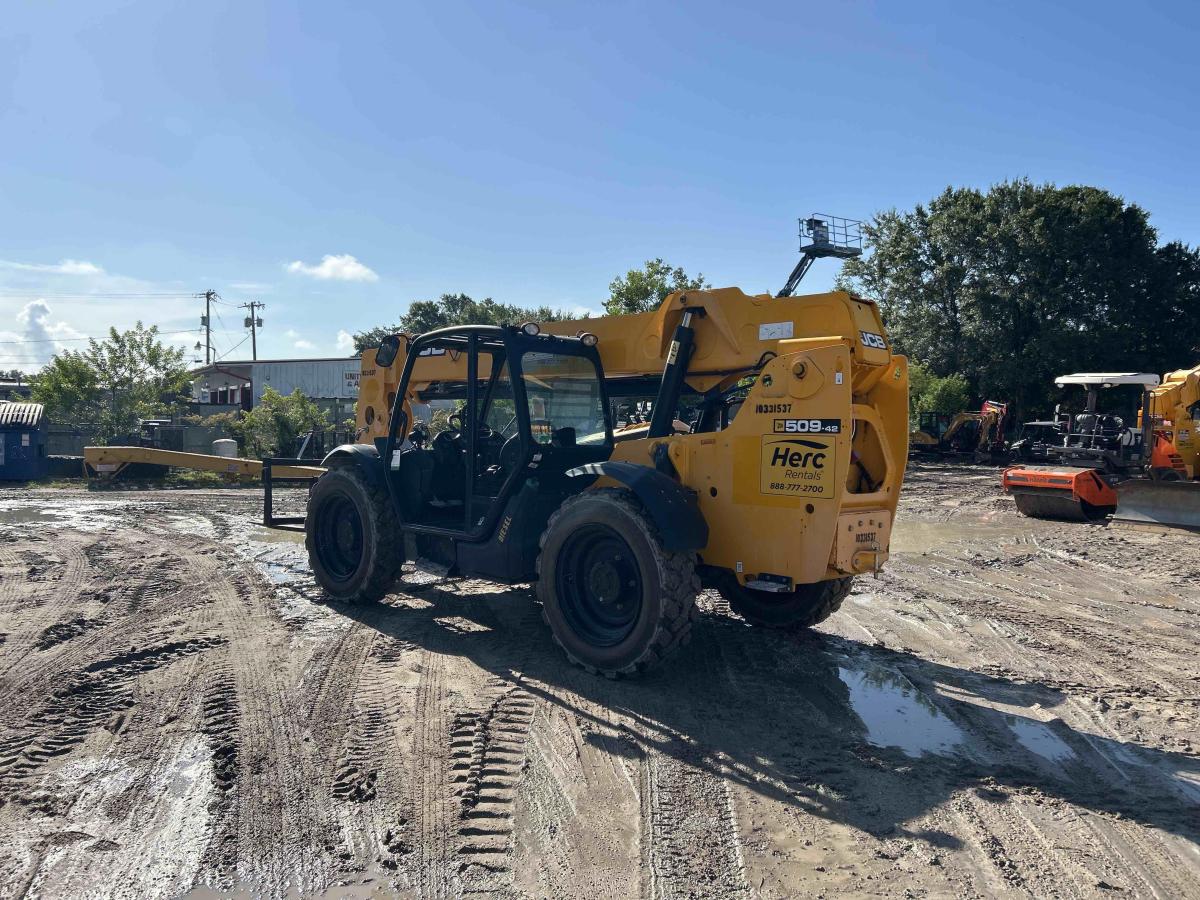 2021 JCB 509-42-4