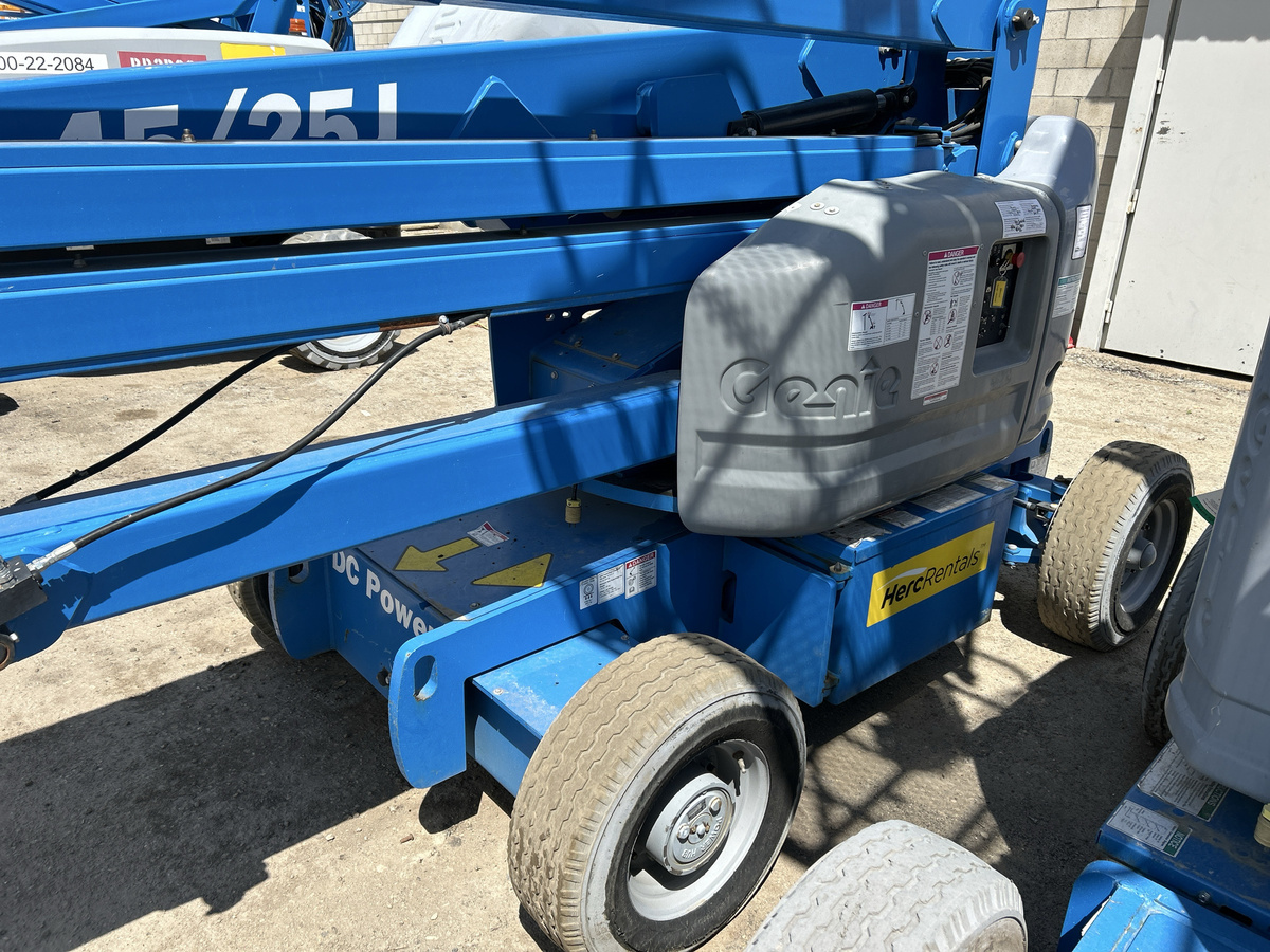 2018 Genie Z-45/25J-15