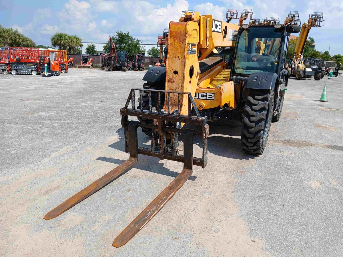 2019 JCB 507-42-2