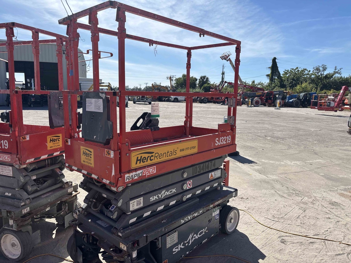 2021 Skyjack SJ3219-2