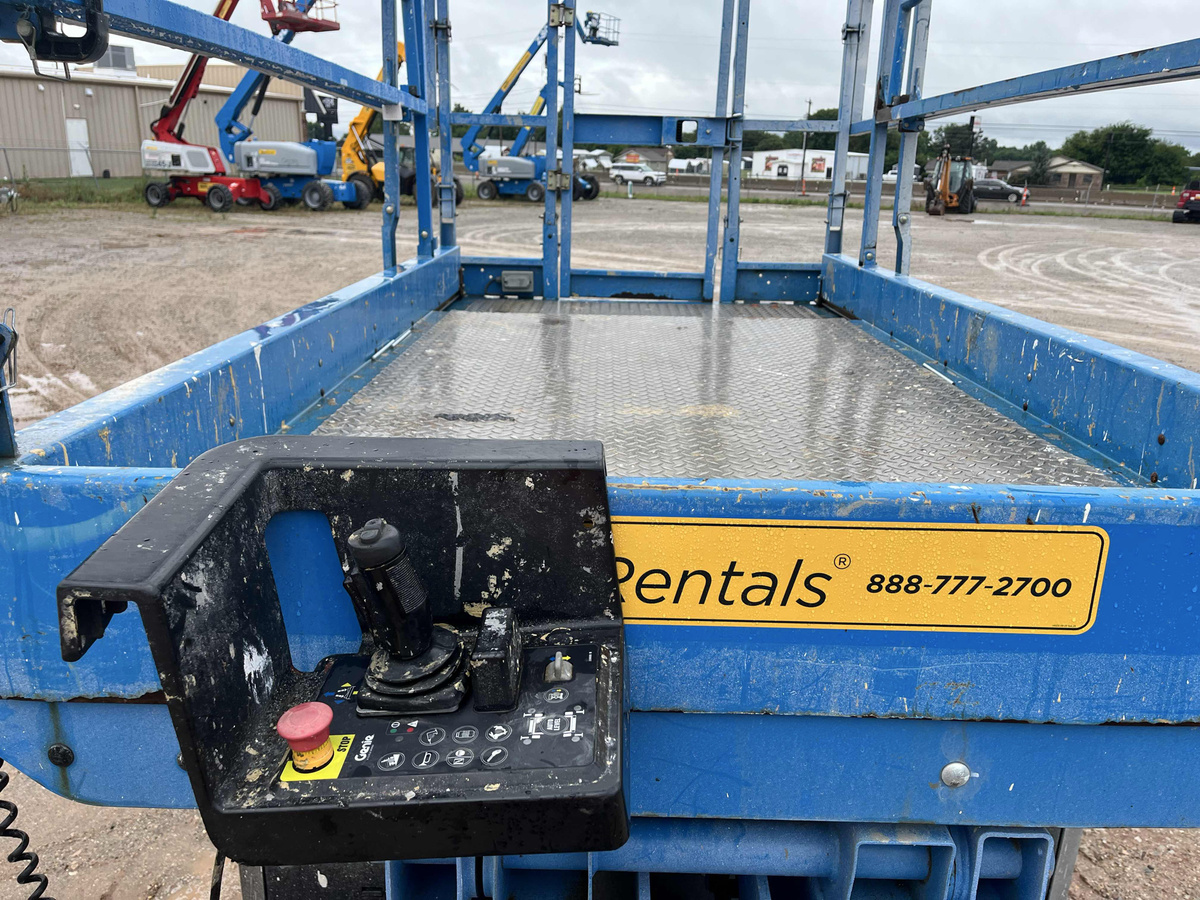 2018 Genie GS-3369 RT-6