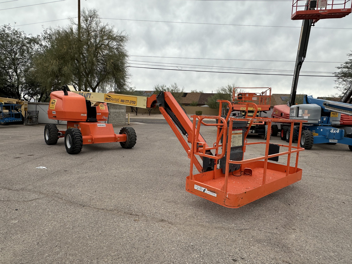 2017 JLG 460SJ