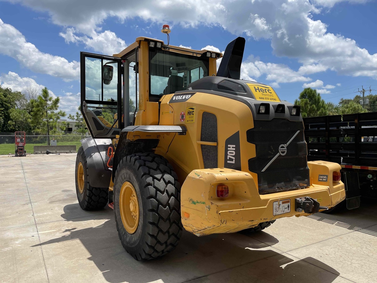 2022 Volvo L70H-7