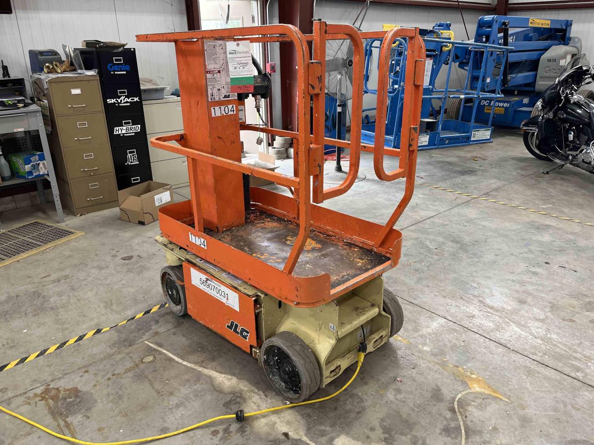 2008 JLG 1230ES