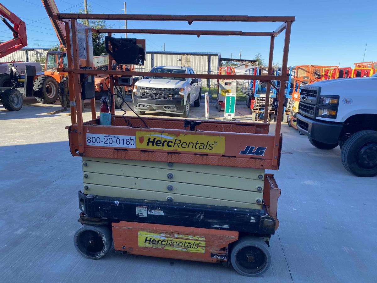 2018 JLG 1932R