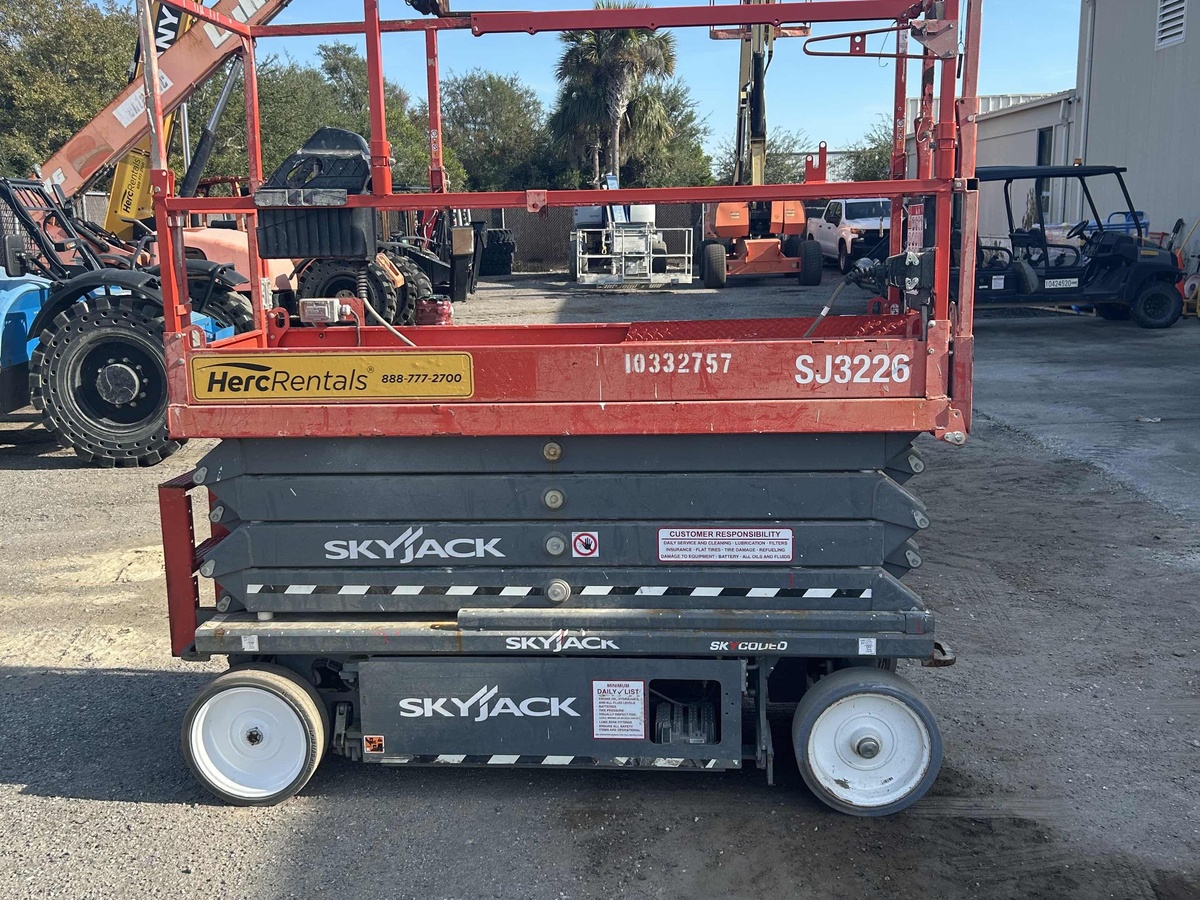 2021 Skyjack SJ3226-4