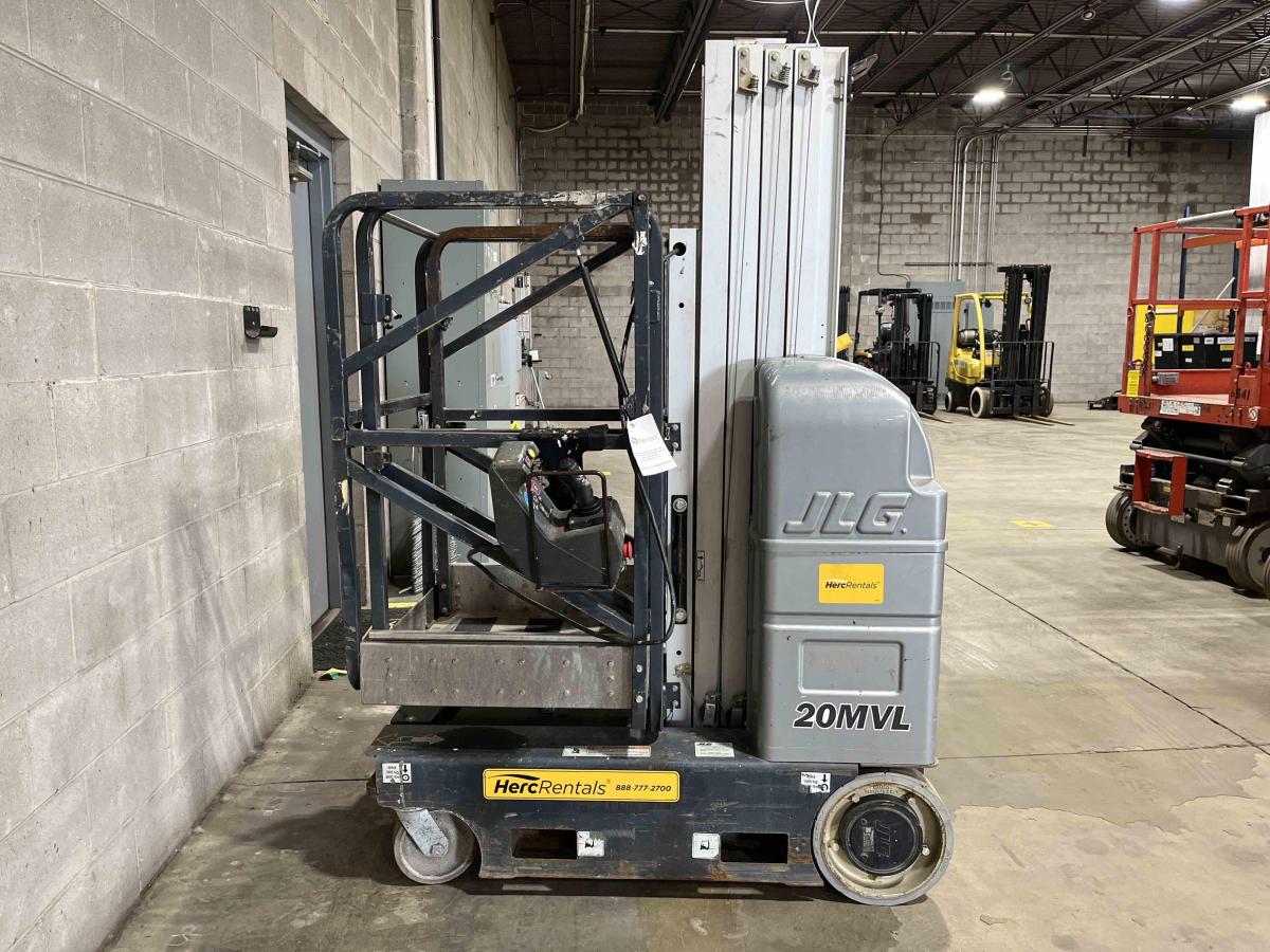 2018 JLG 20MVL