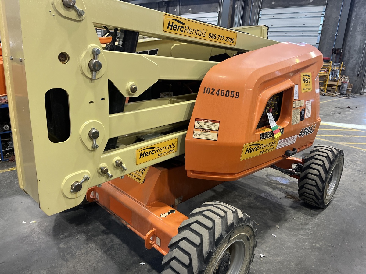 2018 JLG 450AJ-7