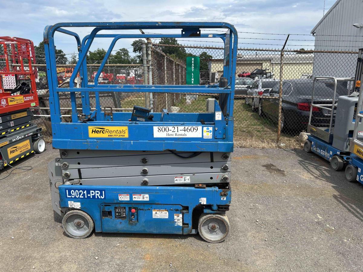 2018 Genie GS-1930