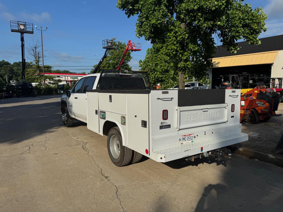 2021 Chevrolet 3500-5