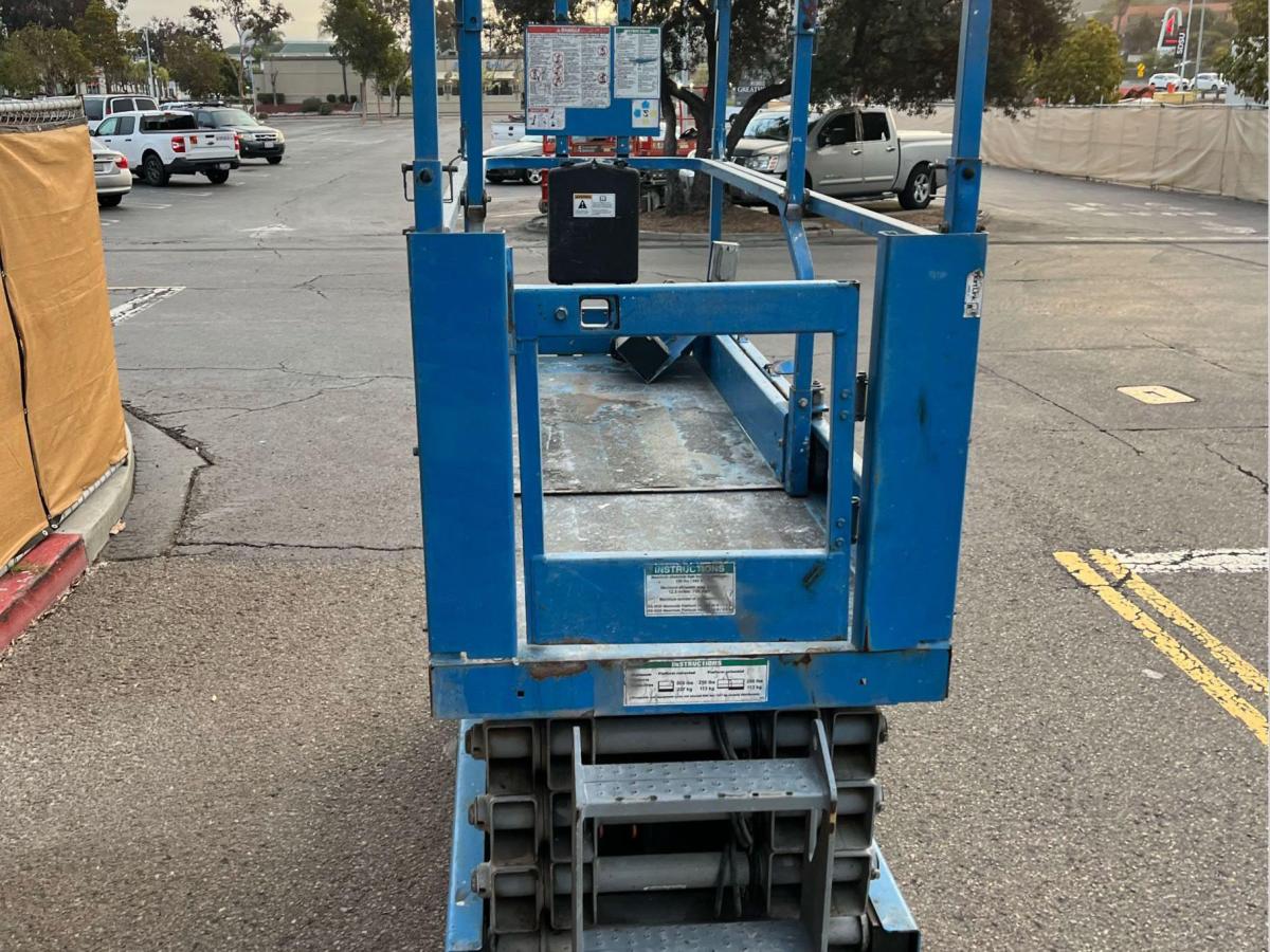 2017 Genie GS-2632