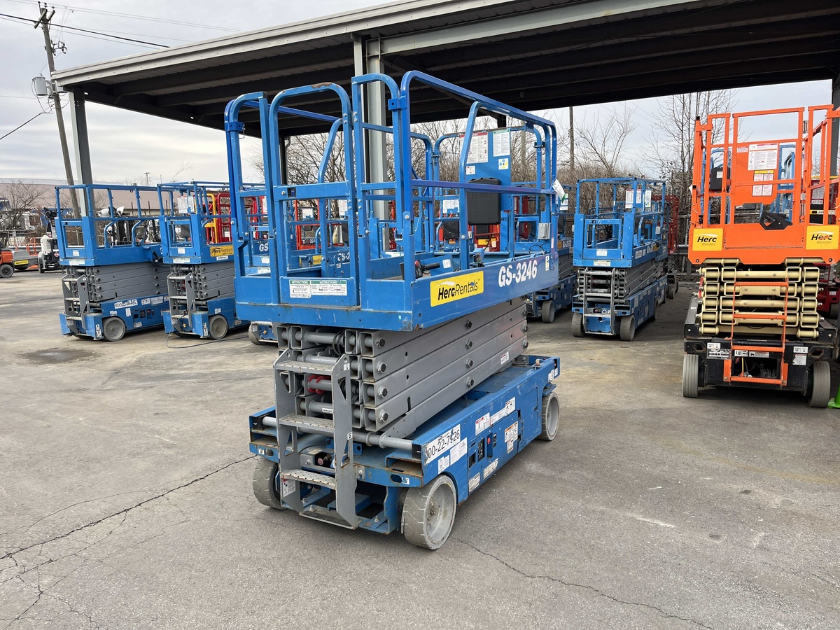 2018 Genie GS-3246-5