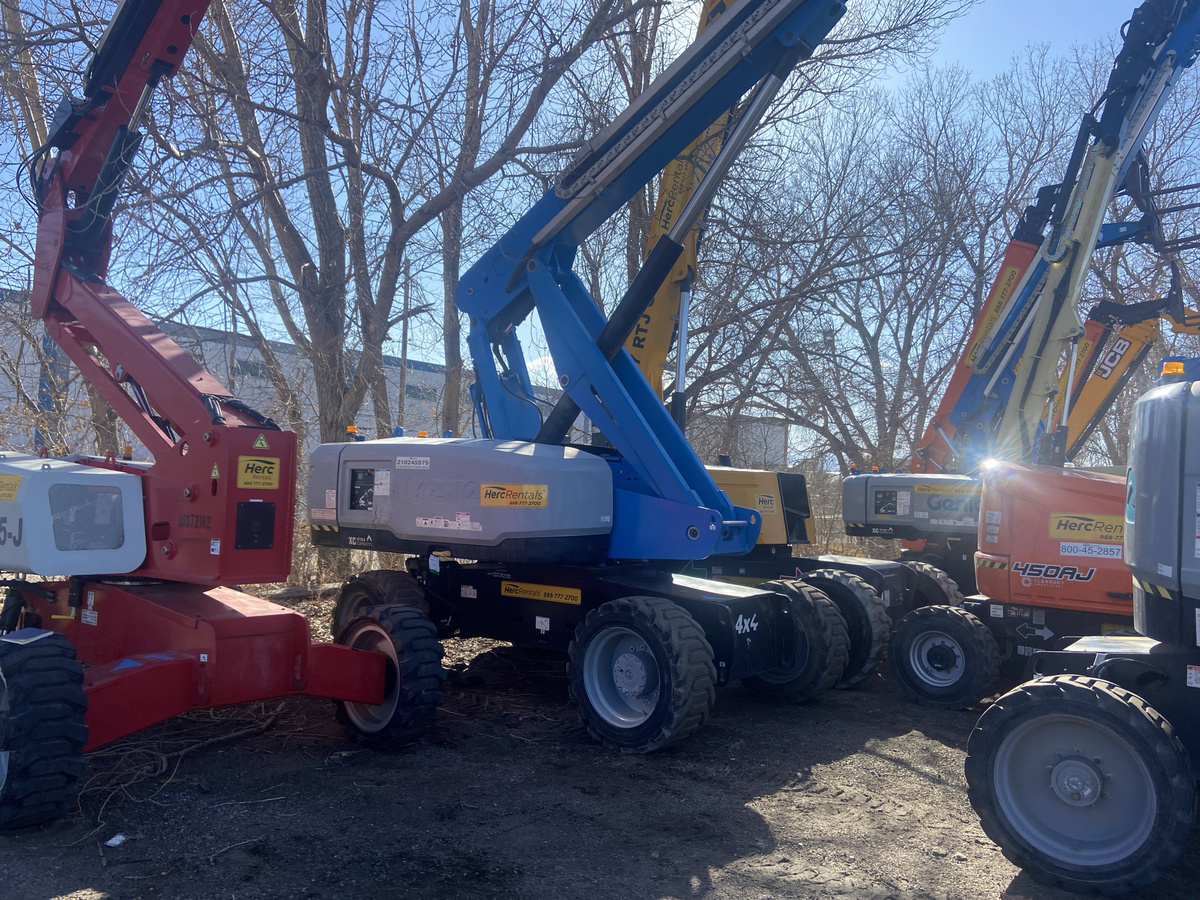 2018 Genie S-85-15