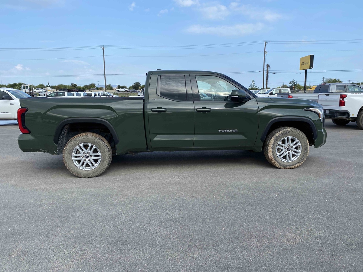 2022 Toyota Tundra-4