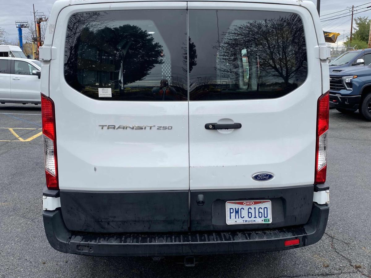 2019 Ford Transit 250-5