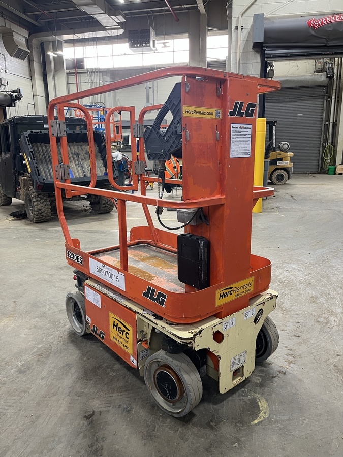 2016 JLG 1230ES