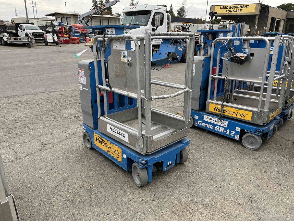 2018 Genie GR-12-4