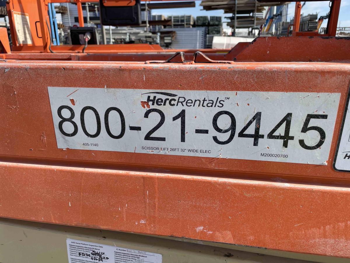 2018 JLG 2632ES