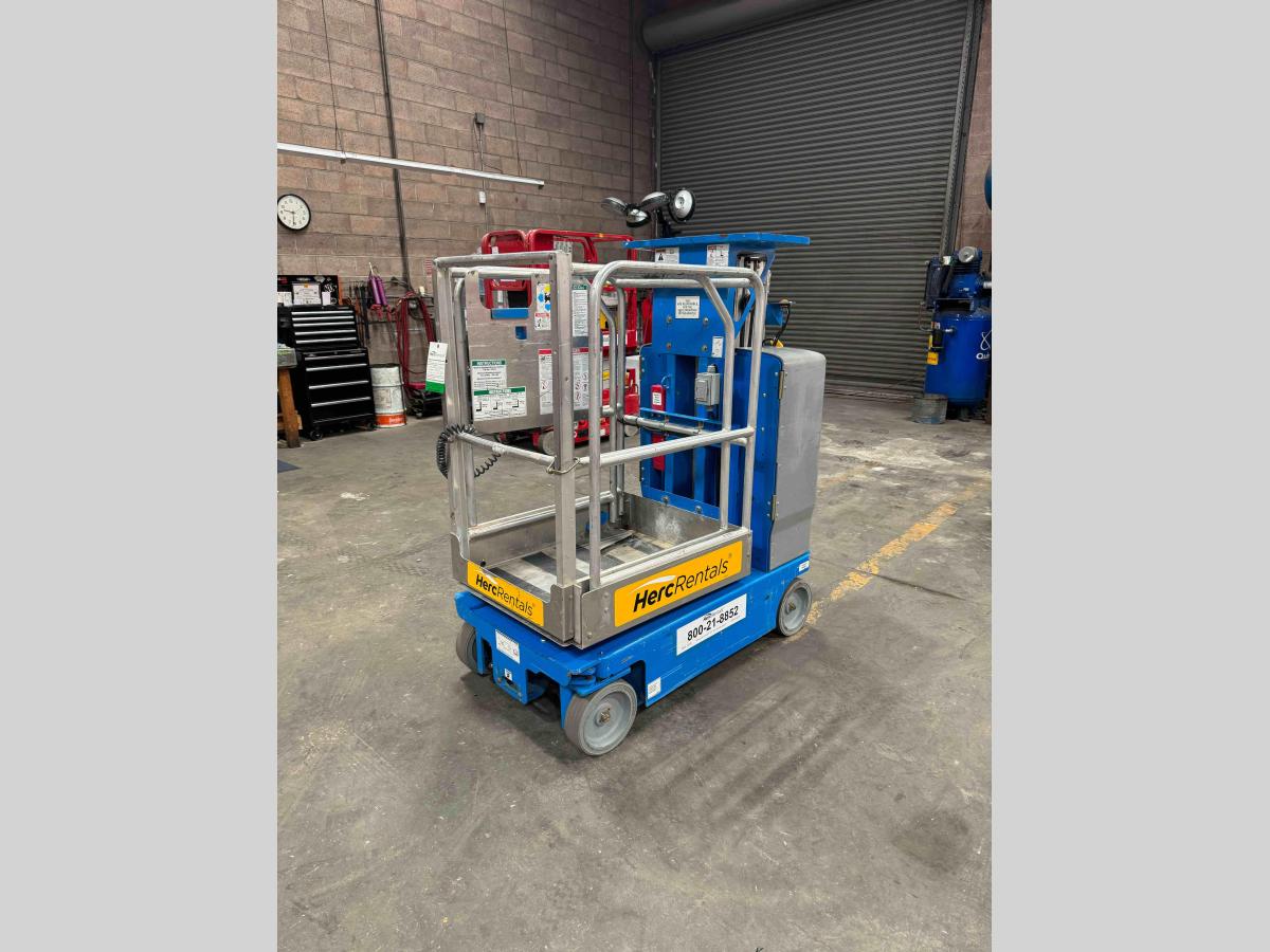 2018 Genie GR-12