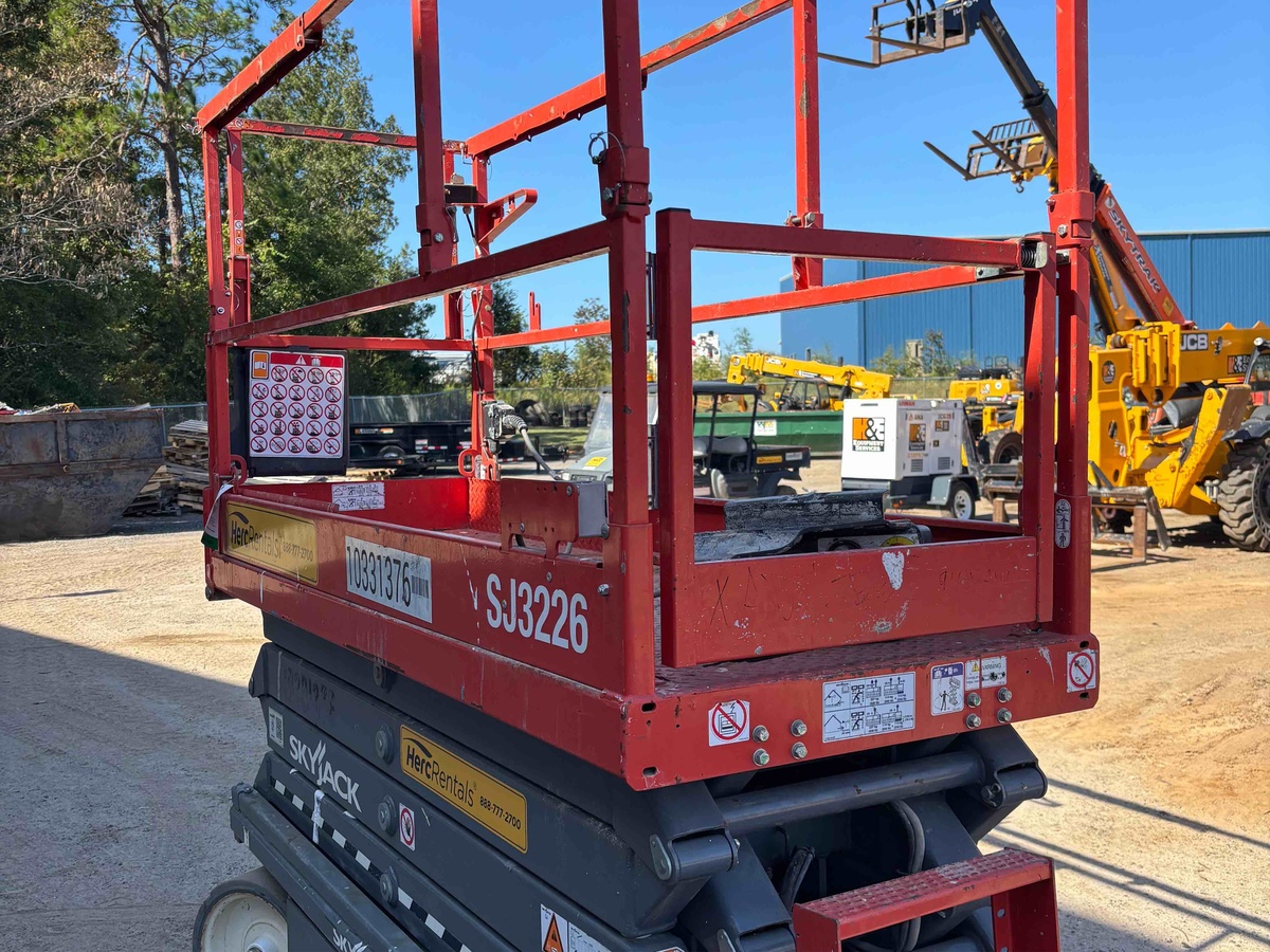 2021 Skyjack SJ3226-2