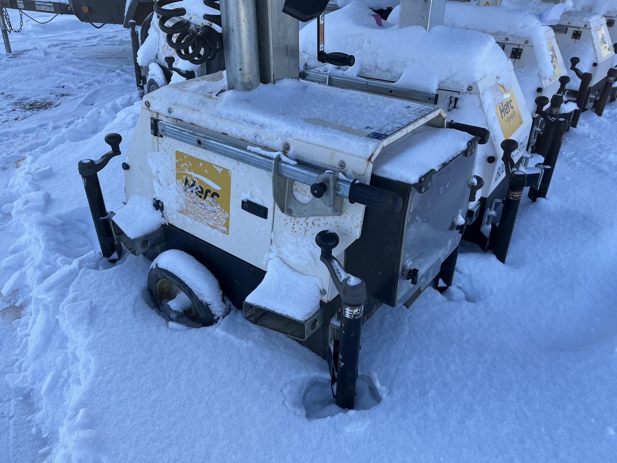 2018 Magnum PLT240-2