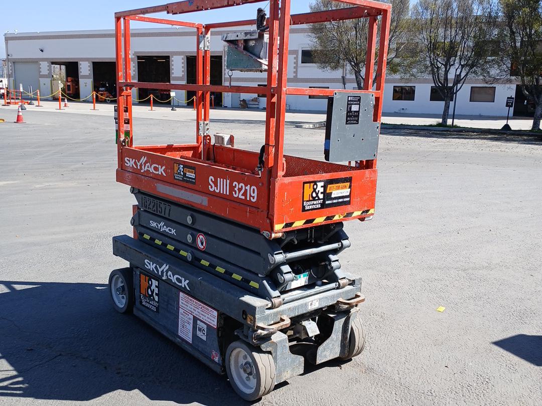2017 Skyjack SJ3219