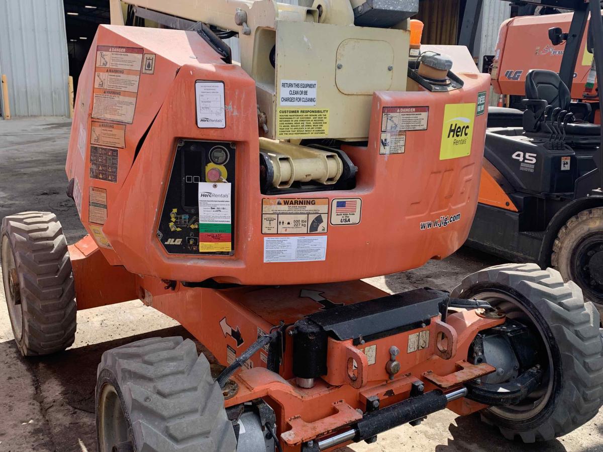 2018 JLG H340AJ