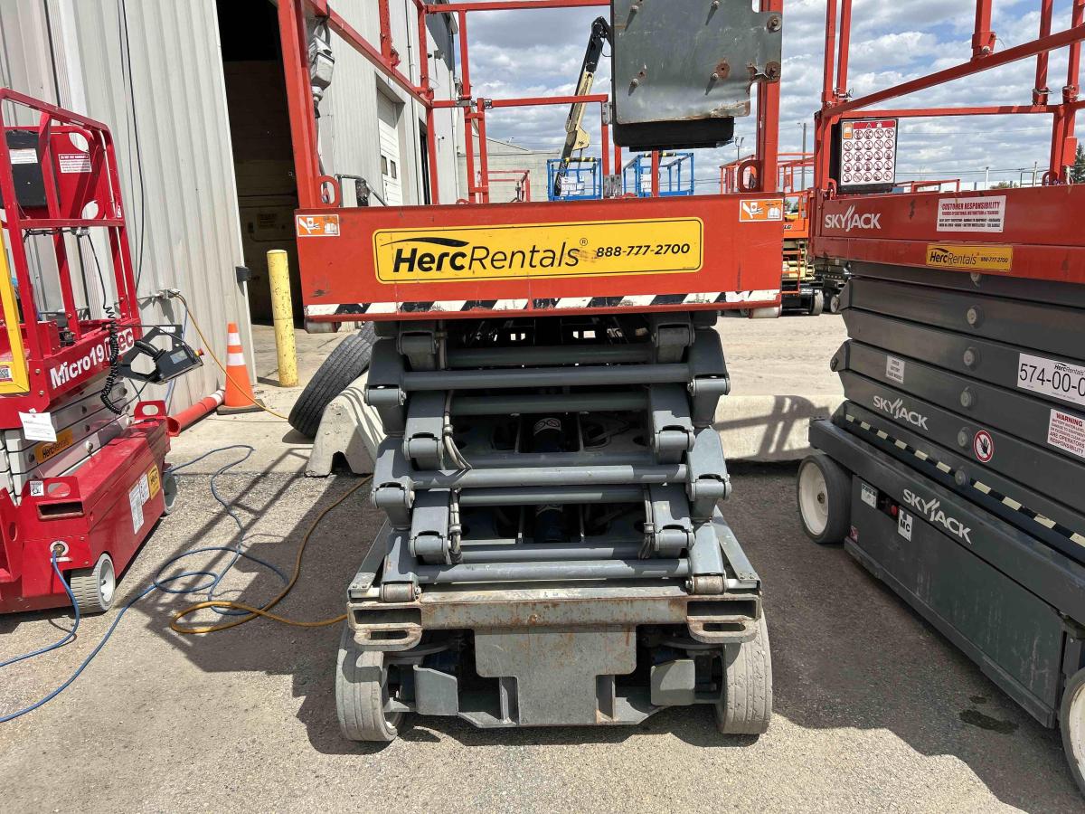 2018 Skyjack SJ4740-2