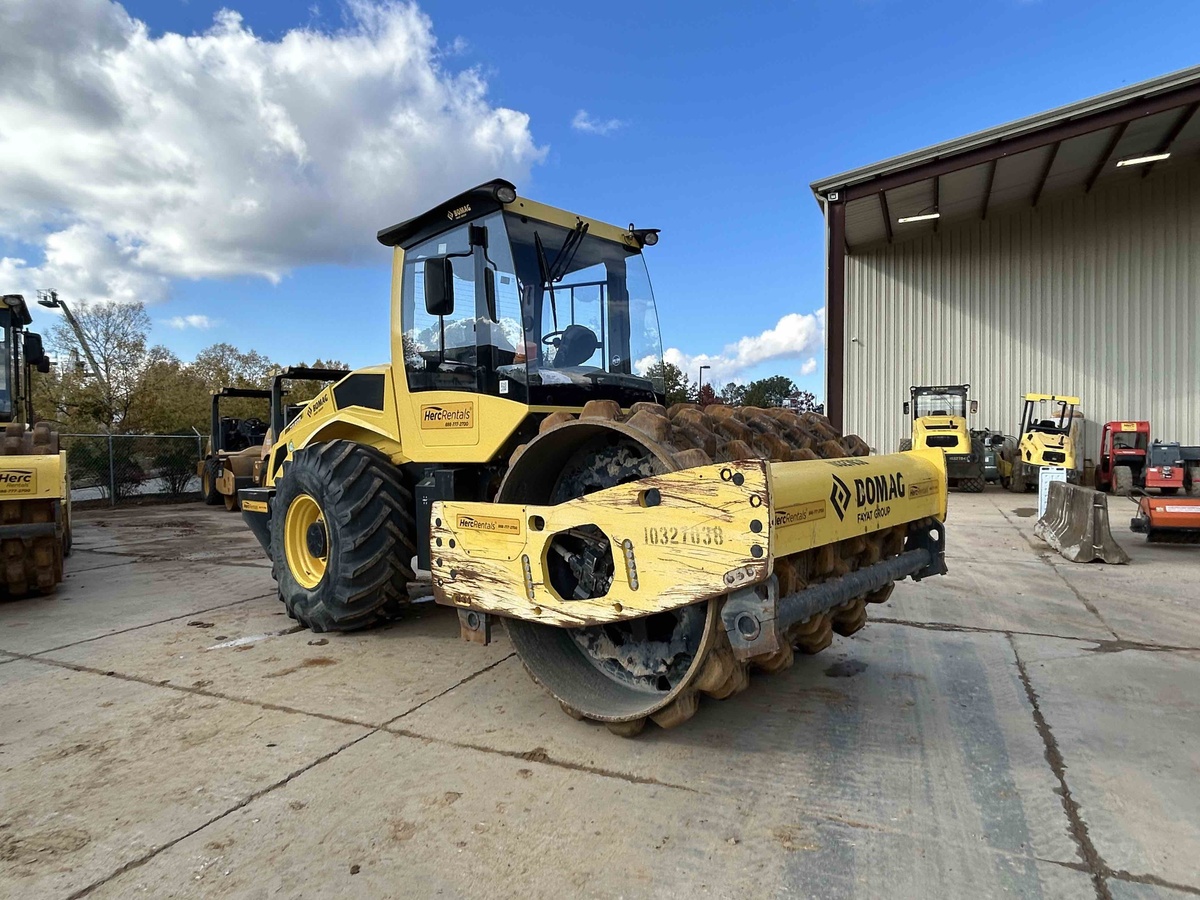 2021 BOMAG BW 211 PDH-5-1