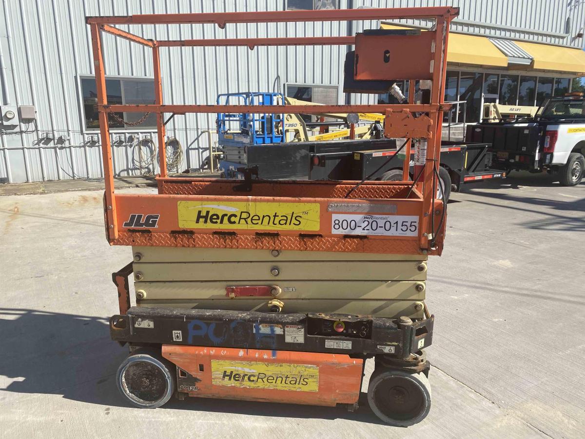 2018 JLG 1932R