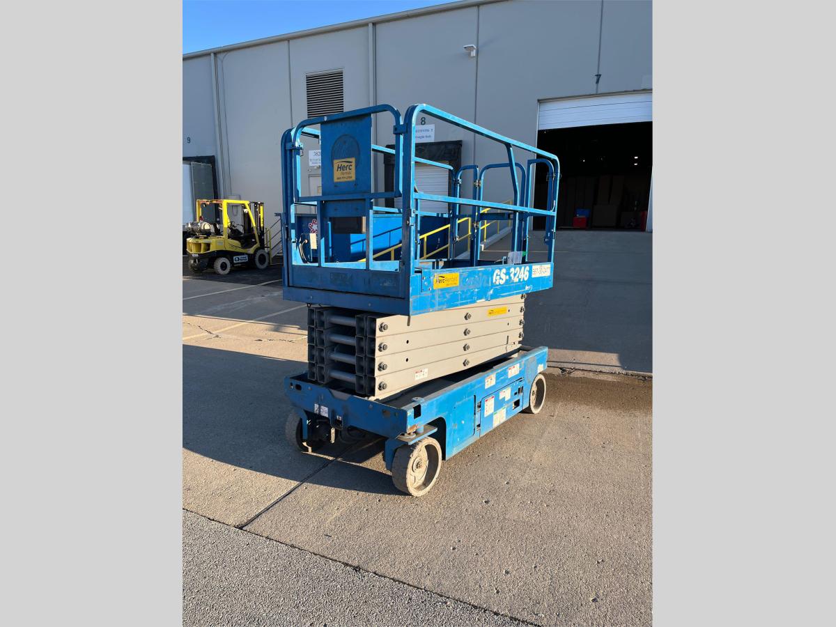 2018 Genie GS-3246