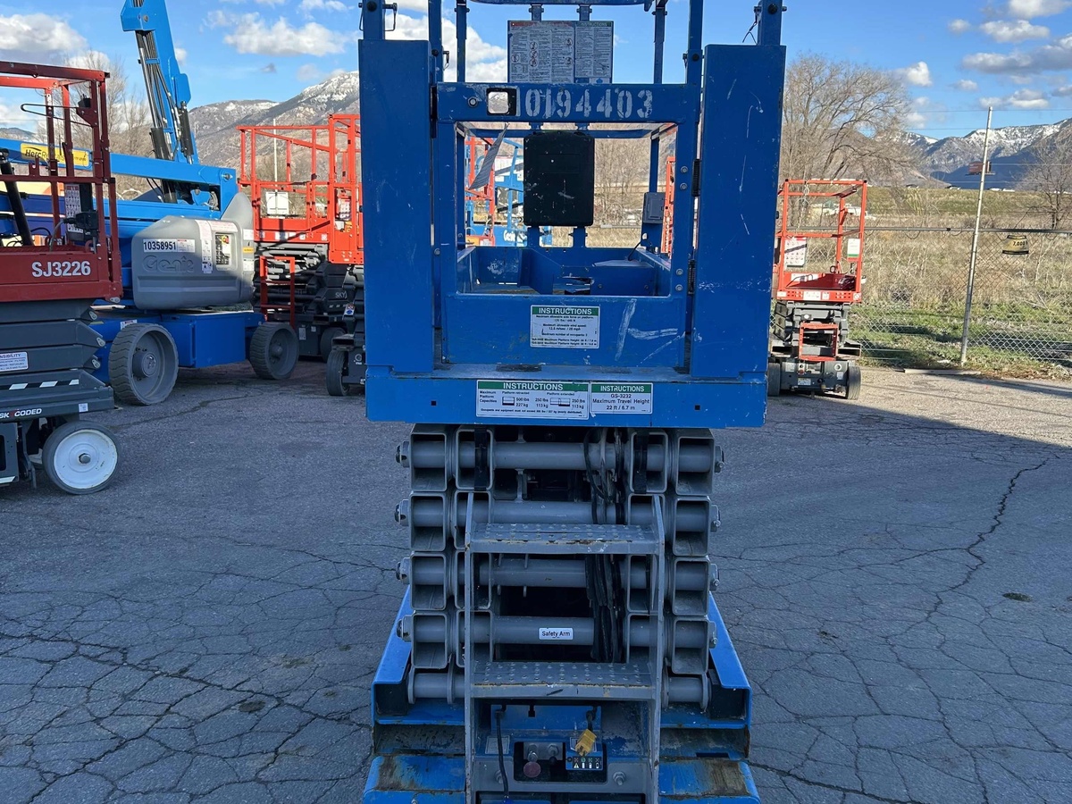 2016 Genie GS-3232-2