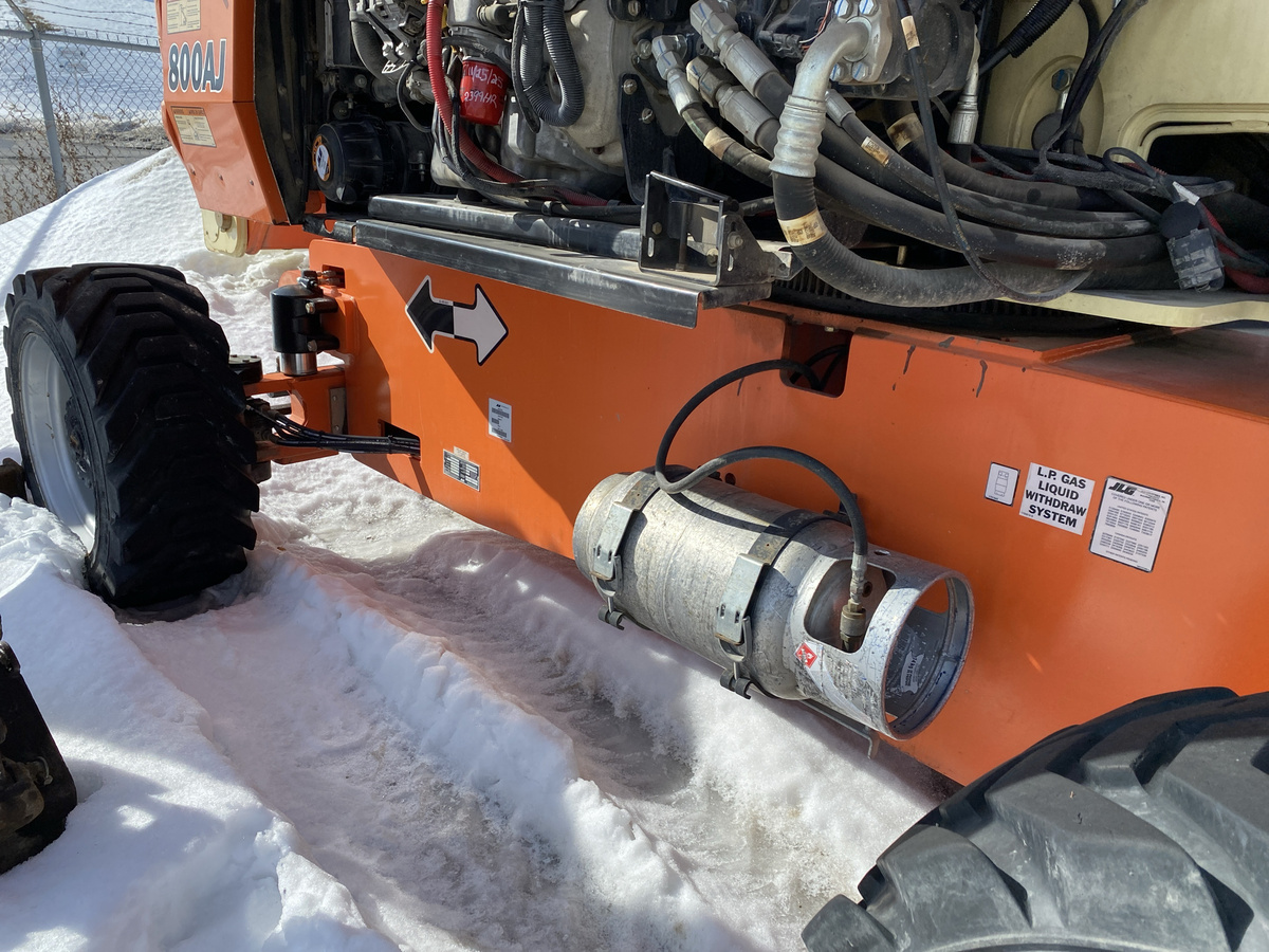 2017 JLG 800AJ-11