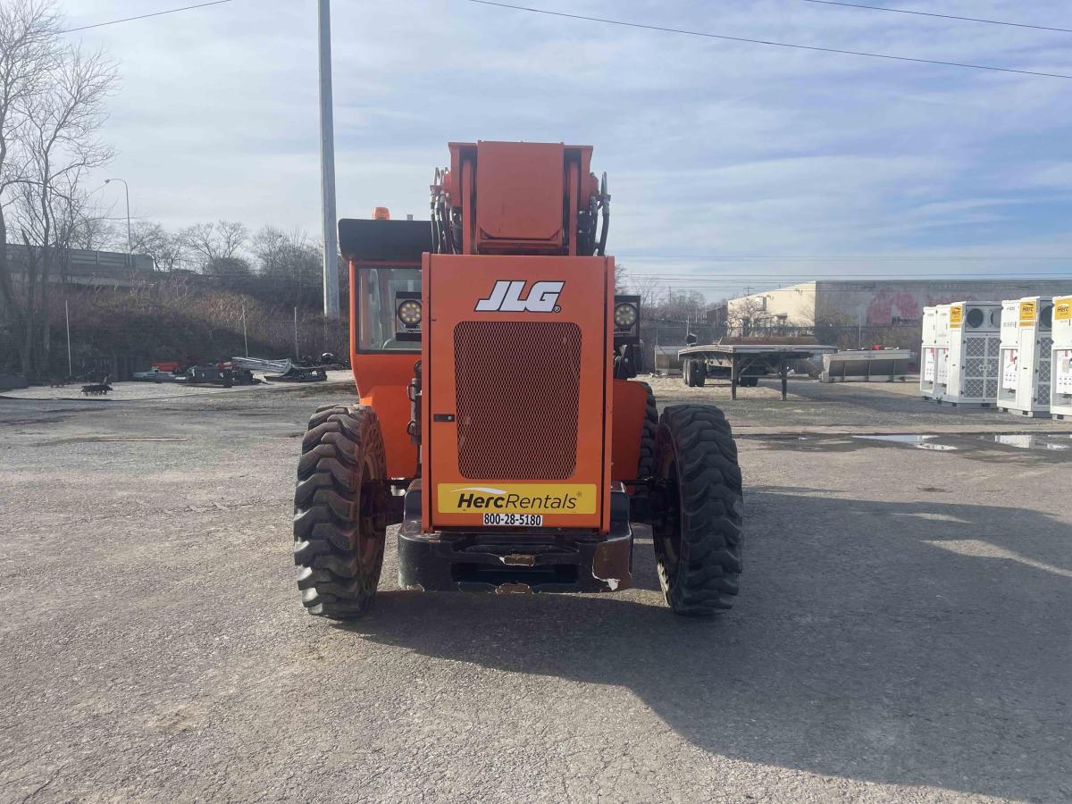 2020 SkyTrak 10042