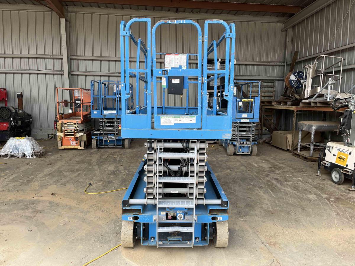 2018 Genie GS-4047-4