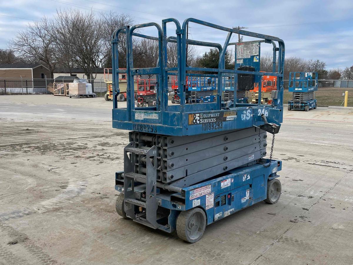 2016 Genie GS-3246-1