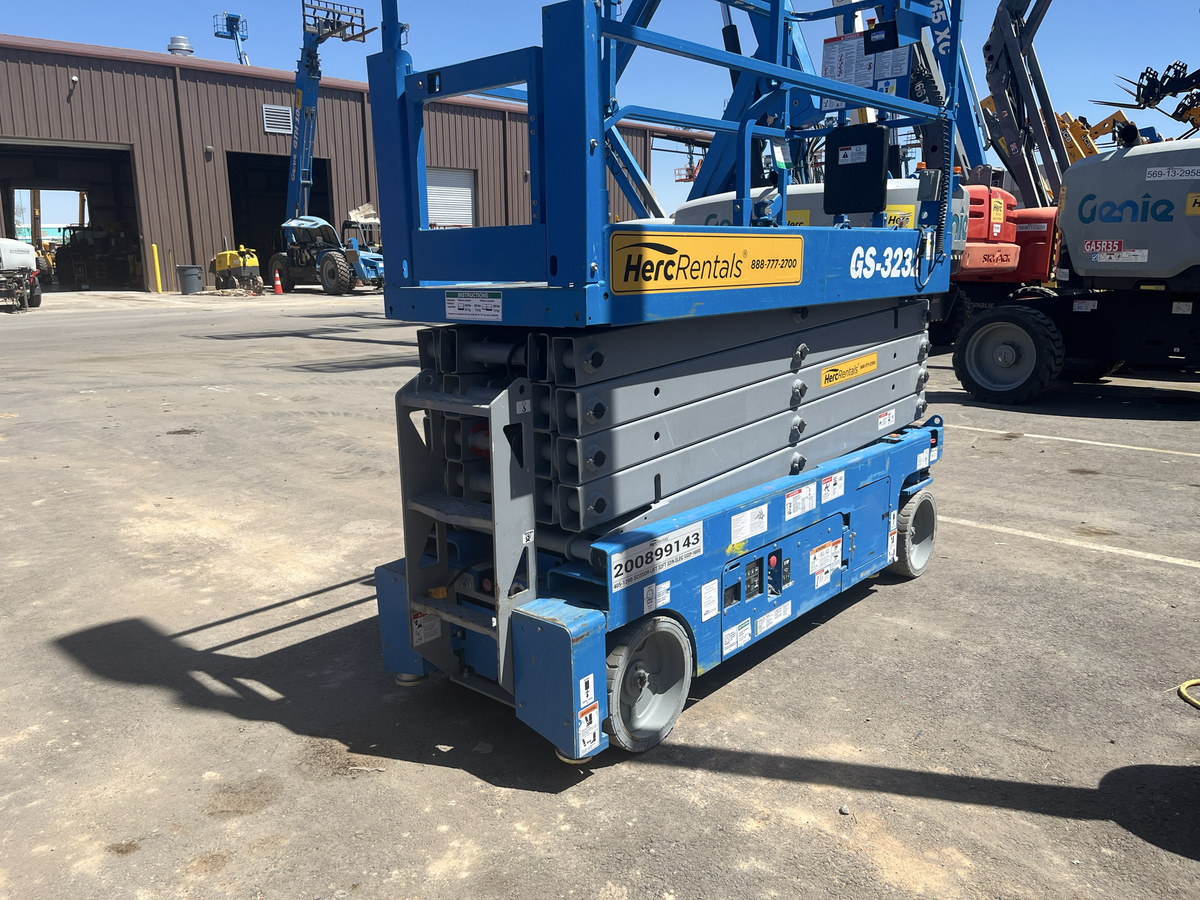 2019 Genie GS-3232-2