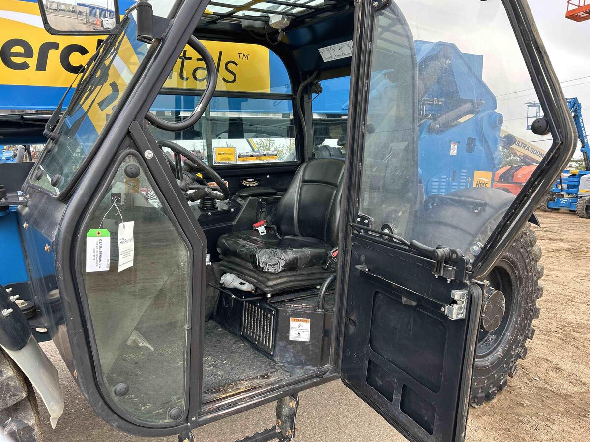 2020 Genie GTH-1056-7
