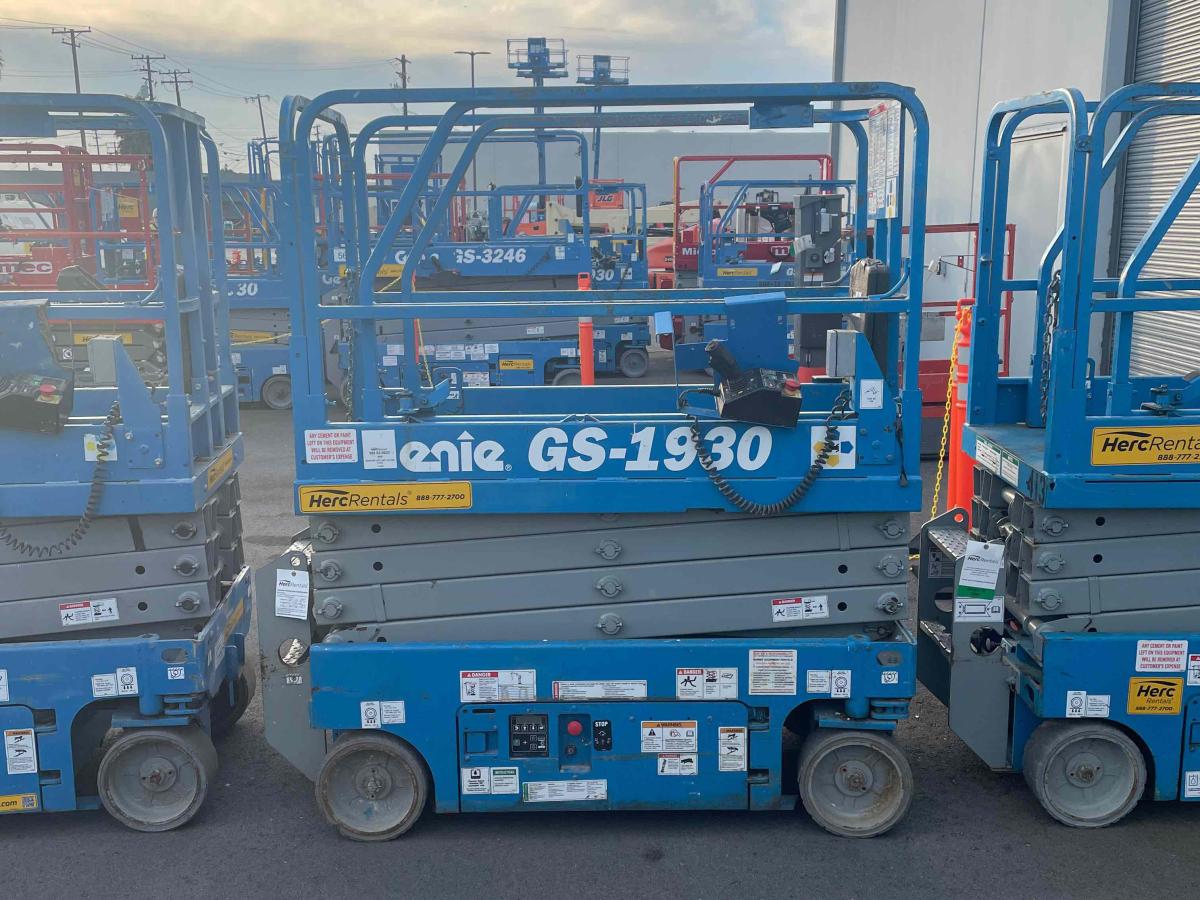 2015 Genie GS-1930