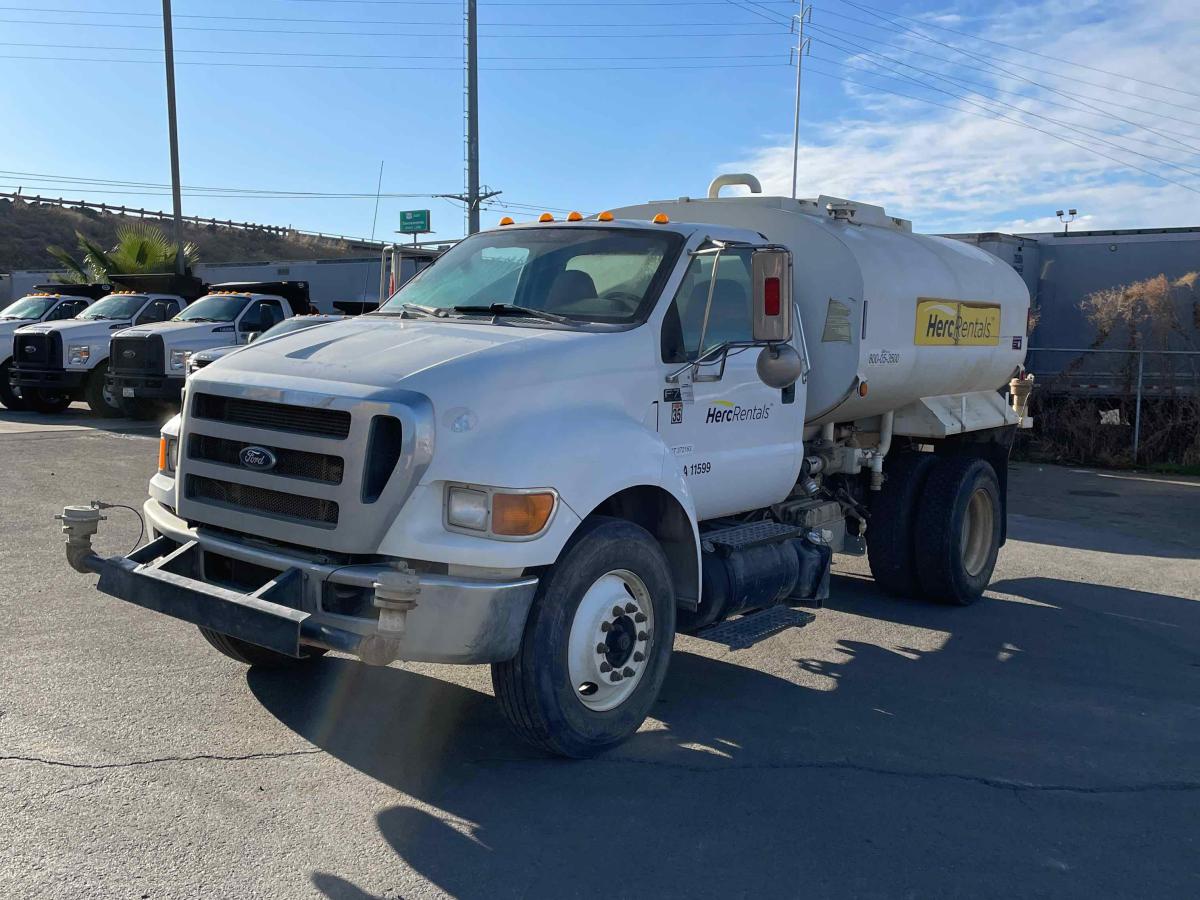 2015 Ford F750