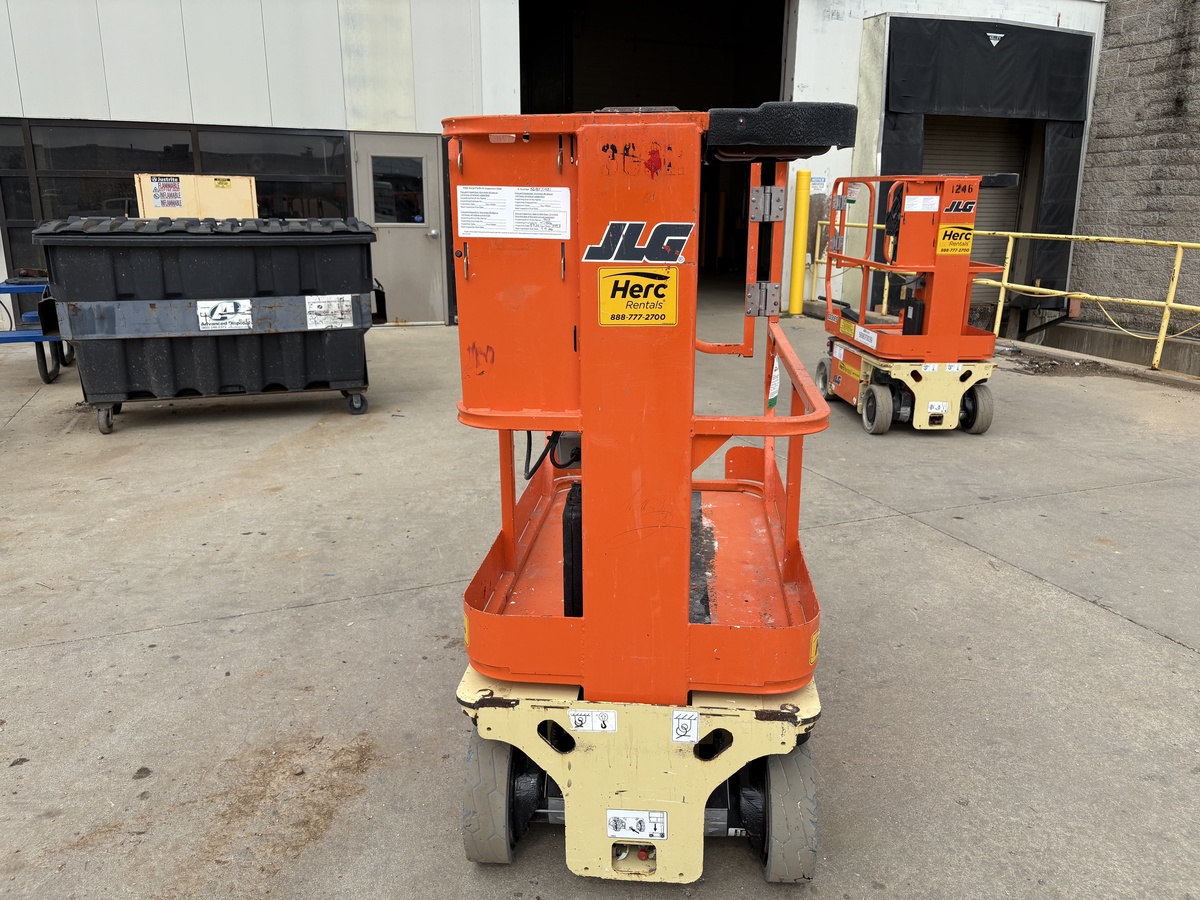 2015 JLG 1230ES-5