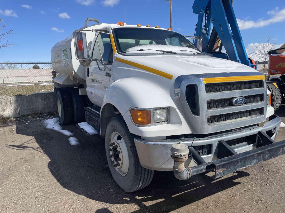 2015 Ford F750
