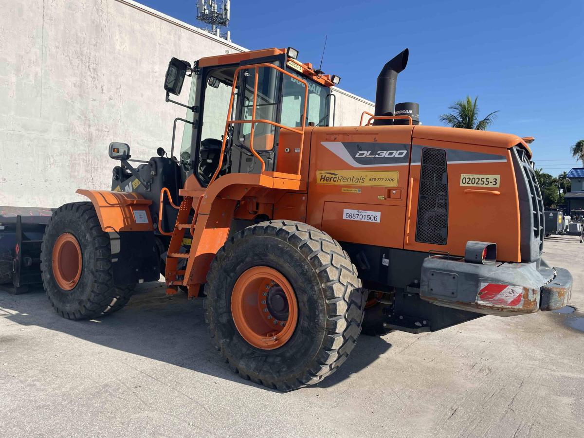2019 Doosan DL300-5
