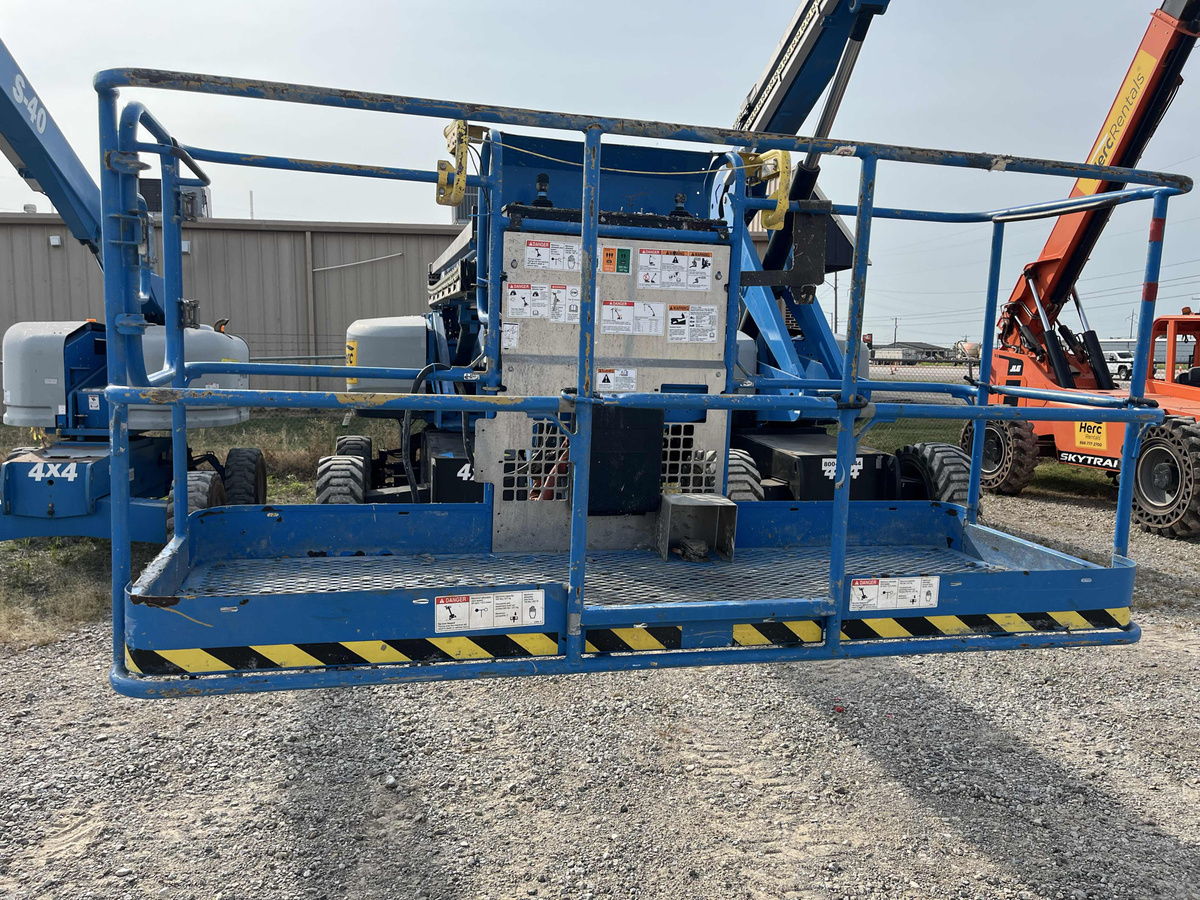 2018 Genie S-65