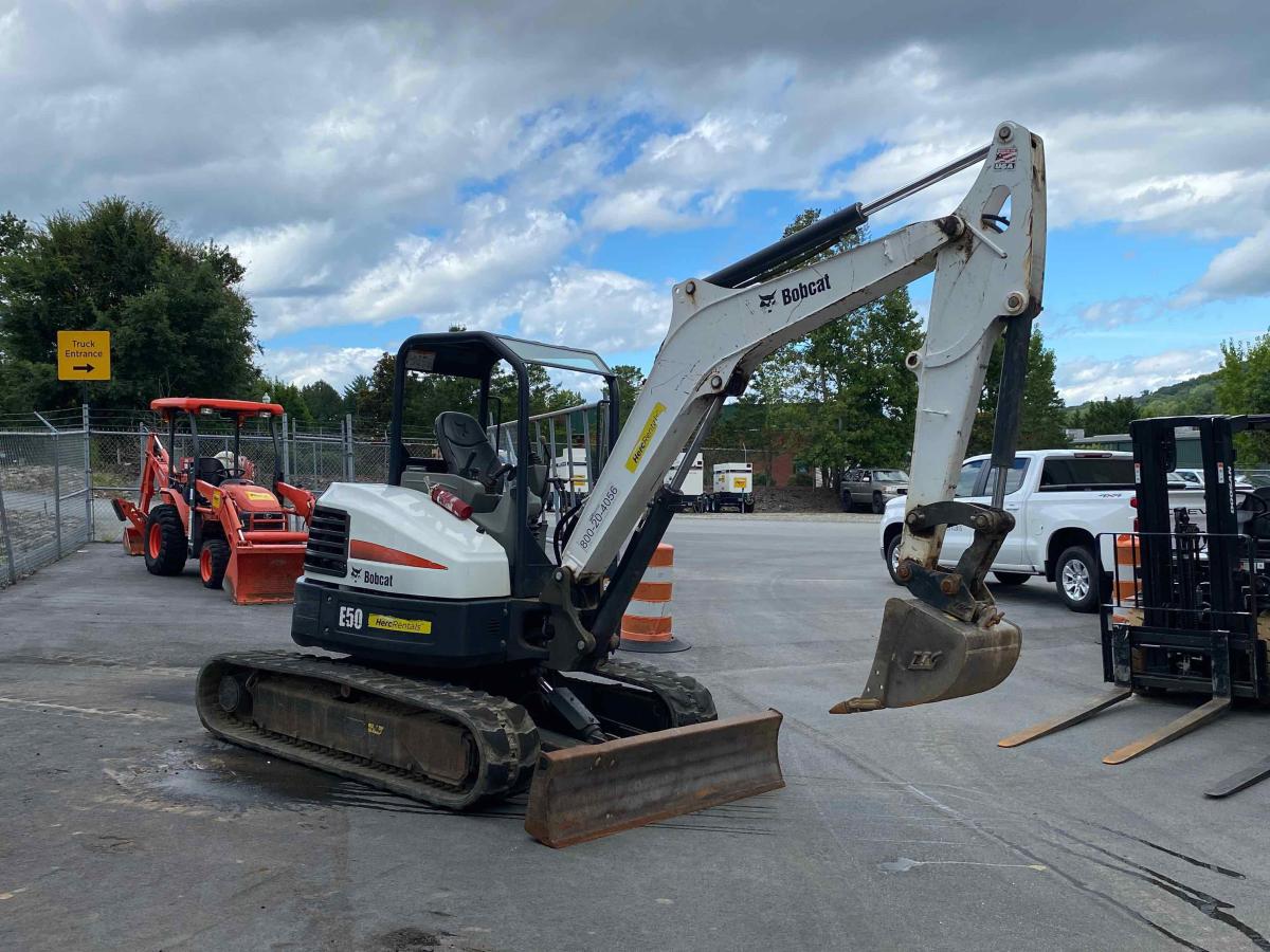 2018 Bobcat E50
