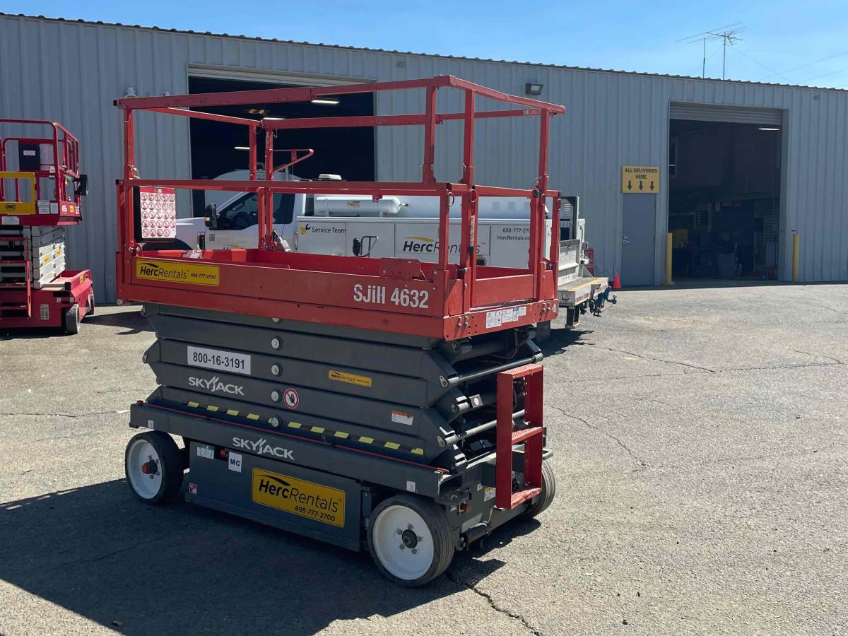 2017 Skyjack SJ4632