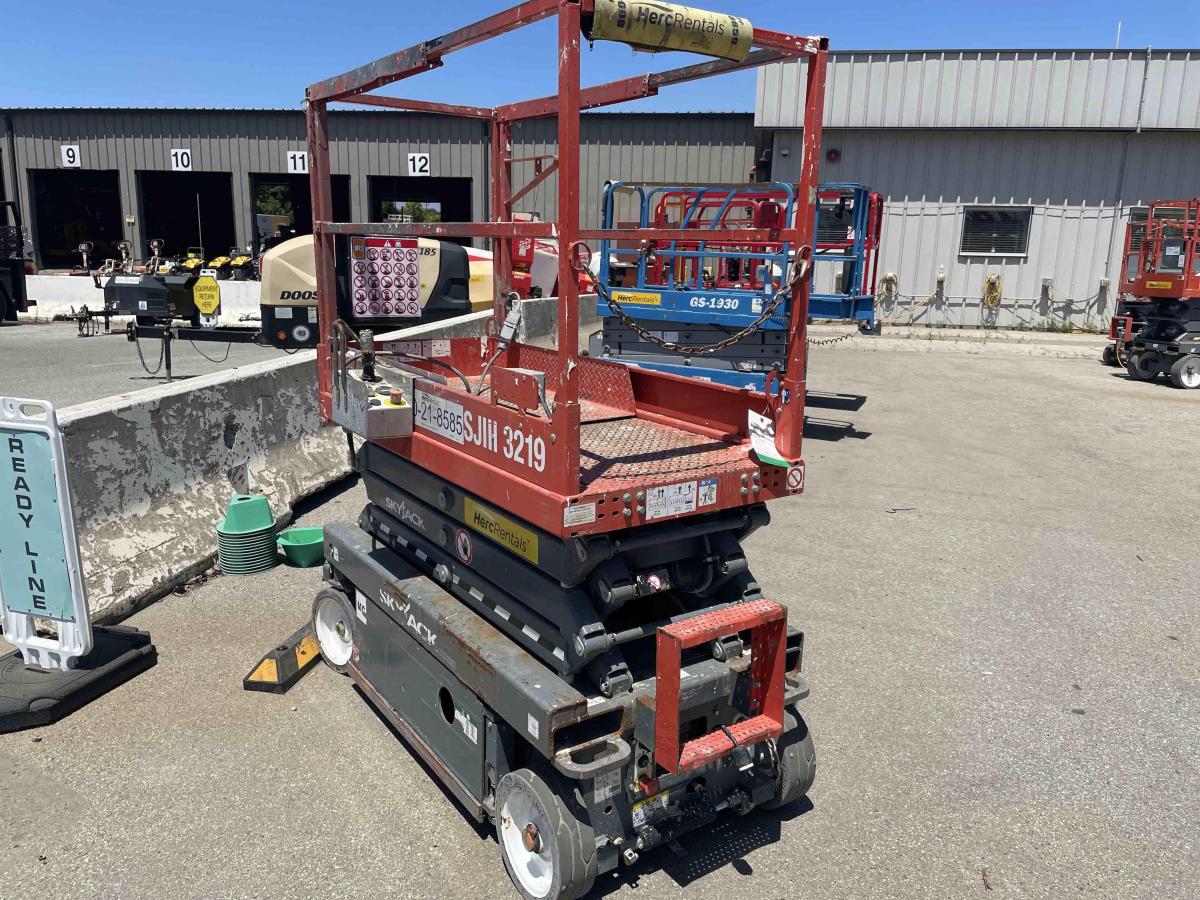 2018 Skyjack SJ3219