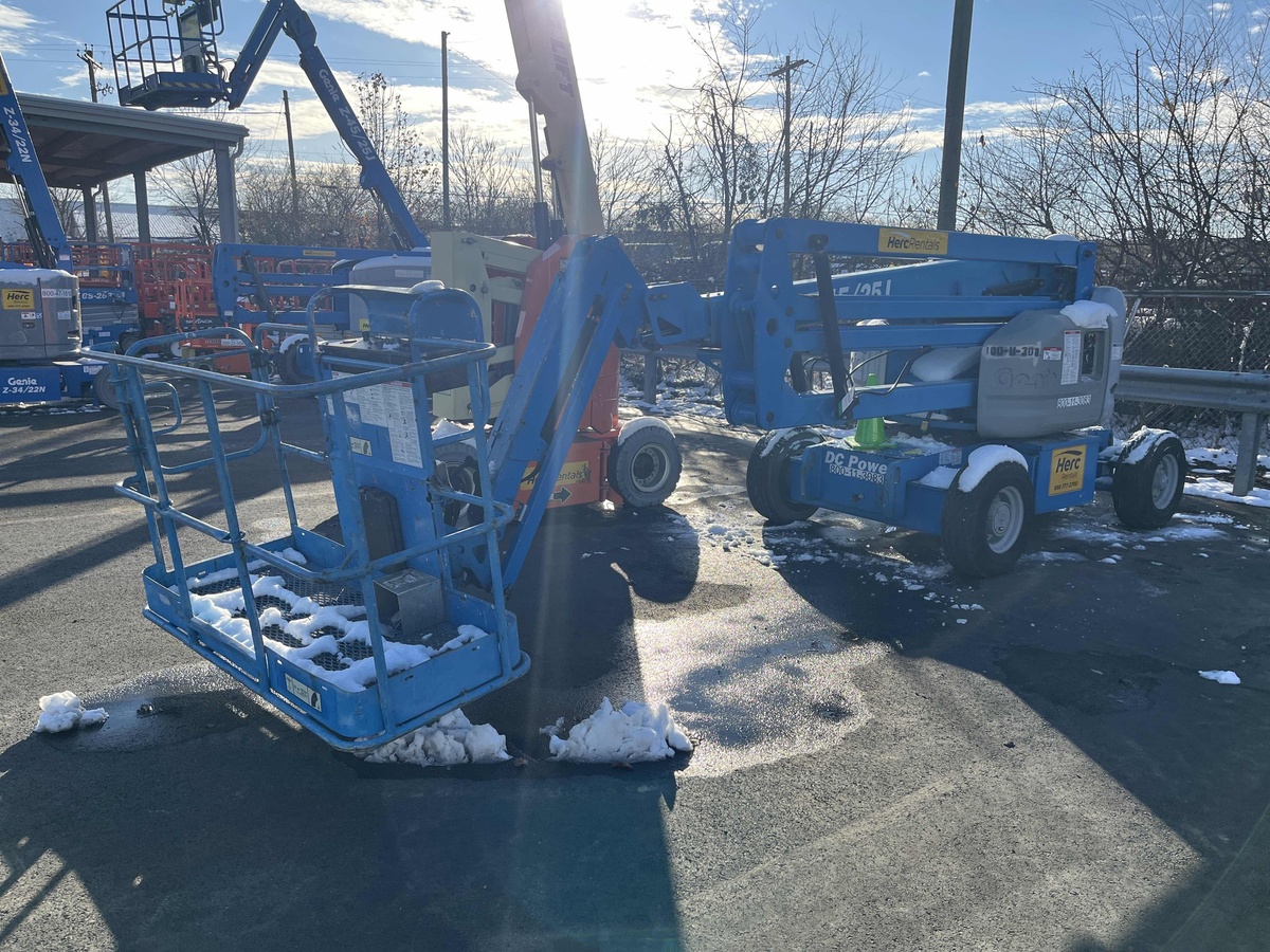 2016 Genie Z-45/25-5