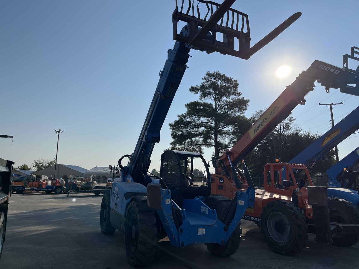 2019 Genie GTH-1256-4