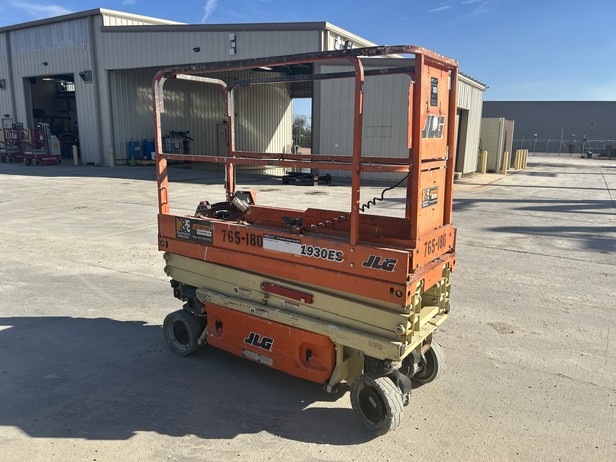 2018 JLG 1930ES-4